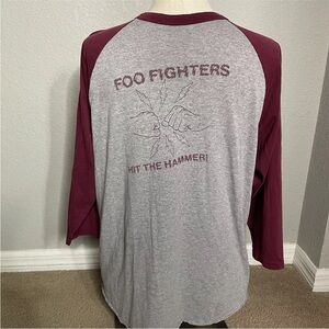 Foo Fighters "Hit the Hammer" Canadian Tour 2005 3/4 Gray/Maroon Men's XL Shirt